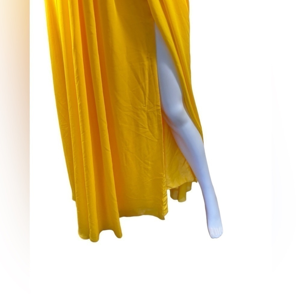 Lavetir yellow gown - Picture 6 of 9